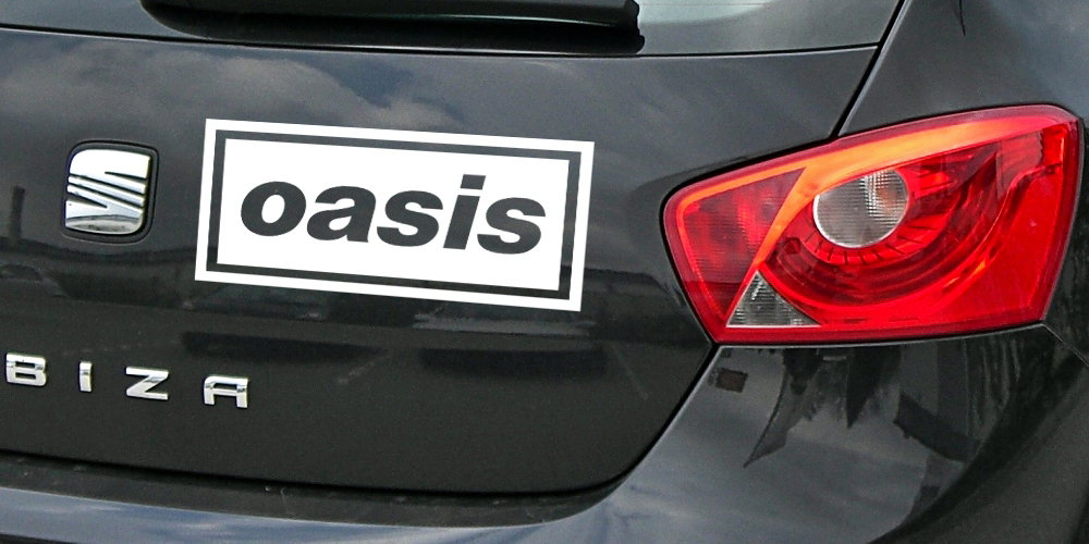 pegatina oasis logo coche tablet